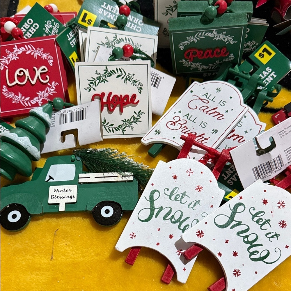 Festive Holiday Ornament Set - Green, Red, White